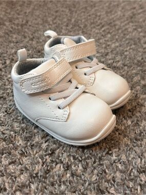 Carter's White Baby Walker Shoes with Hook-and-Loop Strap